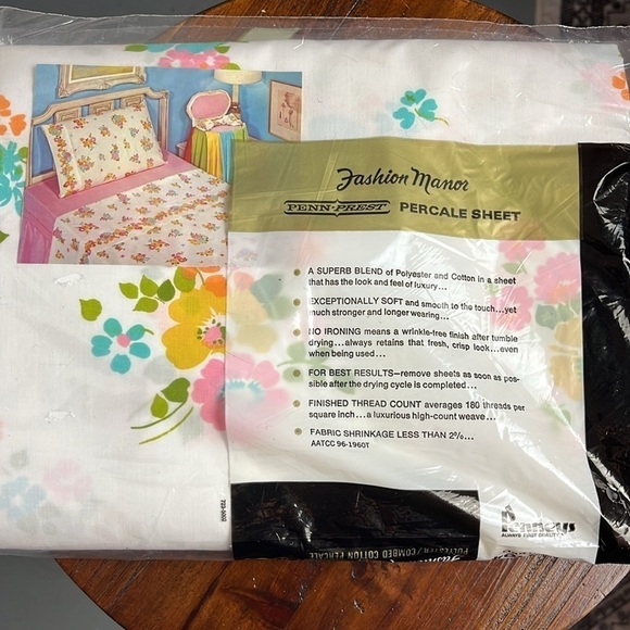 NOS Vintage 70s Pennys Fashion Manor Percale Floral Twin Flat Sheet 72x104 - Picture 3 of 4